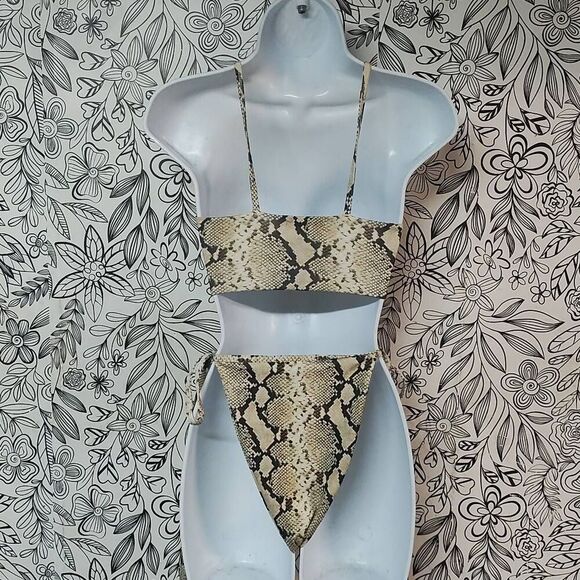 Nasty Gal animal print sexy bikini chic beach style beach babe snakeskin print 2 - Picture 4 of 7